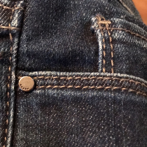 Blank NYC size 29 x 3” soft stretch cuffed denim blue jean full cut shorts EUC - Picture 14 of 15